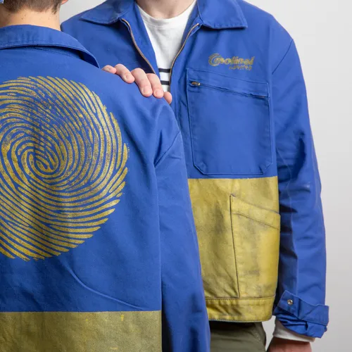 bleus-de-travail-peints-en-or